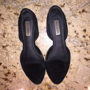 Steve Madden plain black flats